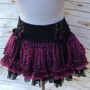 MAJOR ISO!!! pink leopard cheetah Tripp skirt